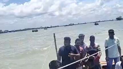 Chittagong anchorage ships  crew obstruct to unload cargo