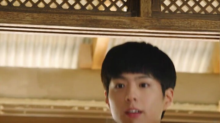 Mom Prayed at the Temple for Her Son’s Future—but Unexpectedly, It Was Her Own Fortune That Took a T