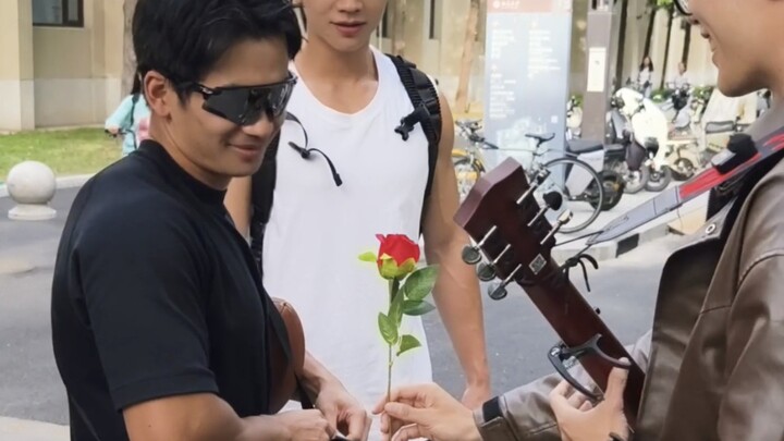จับพัคหนานได้ที่มหาวิทยาลัยปักกิ่ง