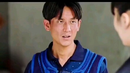 الفتى الفقير اشترى علفًا مزيّفًا طمعًا في التوفير، فوقع في ورطة وألحق الأذى بأسرته بالكامل.