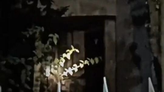 rumah berhantu 100% korang takut😨