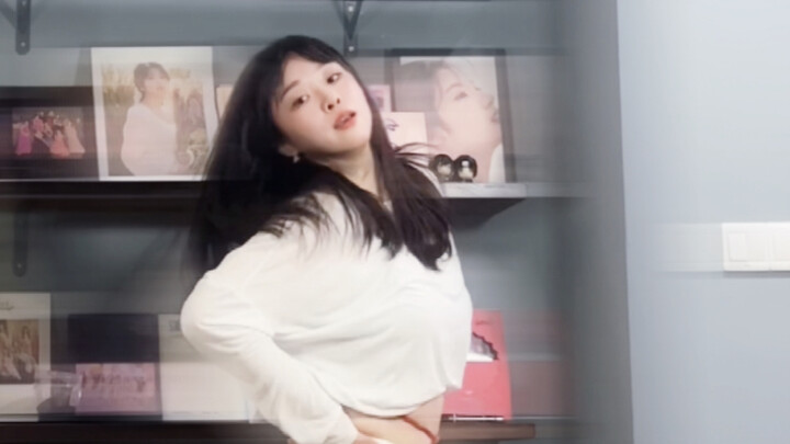 The couple sang and danced Puppet Show~ I really like the world view and female power that XG convey