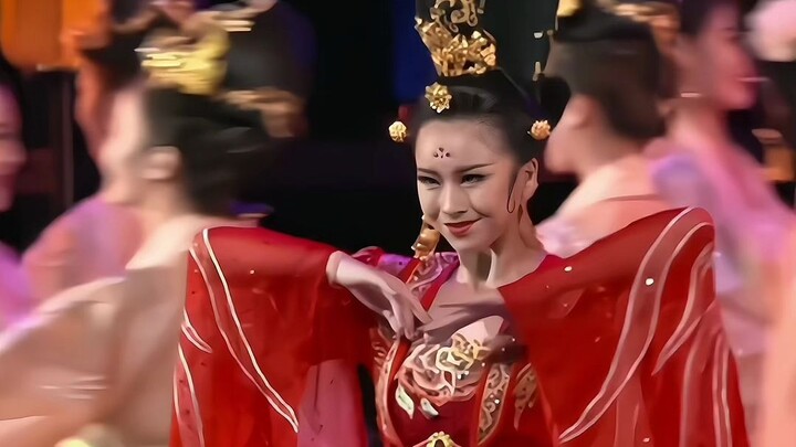 Is this the joy of ancient kings? They can even dance with their skirts.