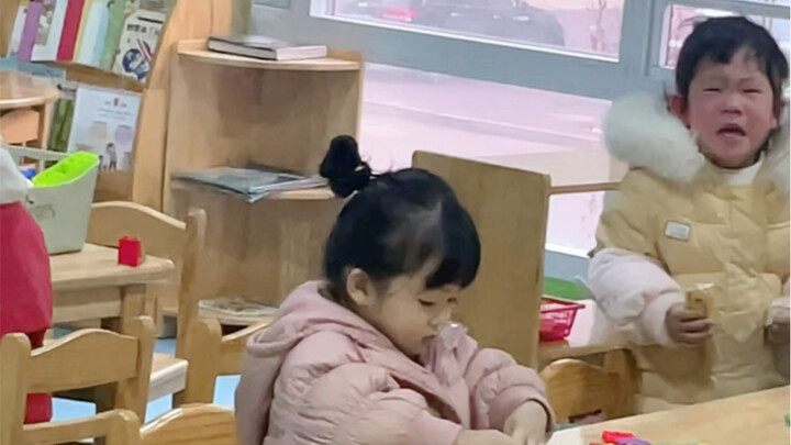 你上学为什么不哭啊？！！搞得我一腔演技无处安放