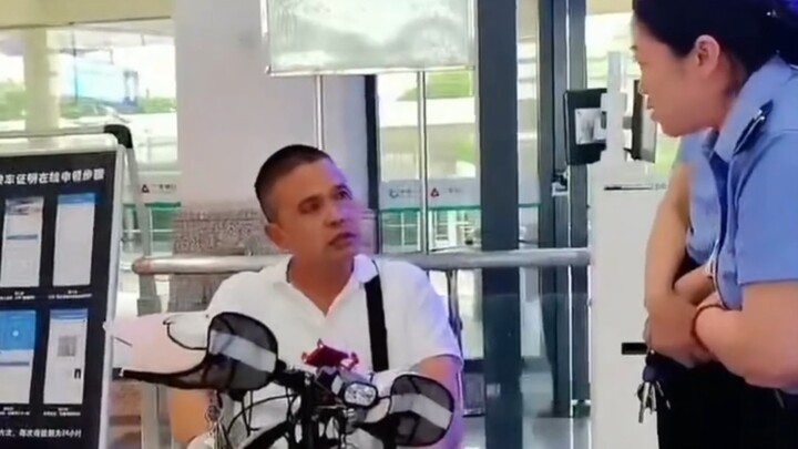 لا أتوانى عن تذكير الناس بضرورة الحذر من حرائق البطاريات الليثيومية لمنع تكرار هذه المآسي، لأنني أدر