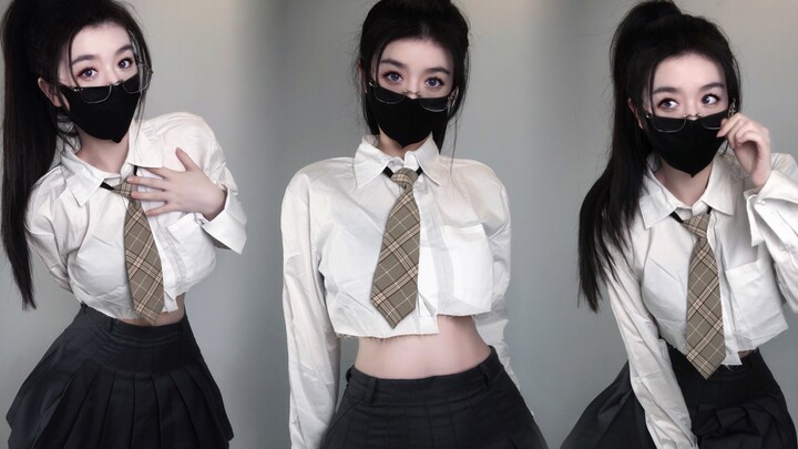 ในช่องคอมเมนต์จับคนมาสอนผมผูกเน็คไทหน่อย