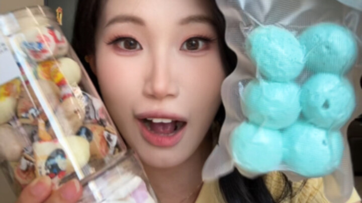 Are those freeze-dried candies that are all the rage online really delicious…?