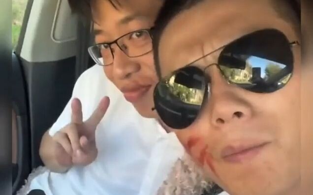 Sang bayi besar ini benar‑benar sangat menggemaskan