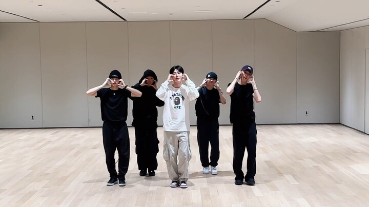 【هوانغ مين هيون】250408 فيديو صالة التدريب لكلمات الألغاز