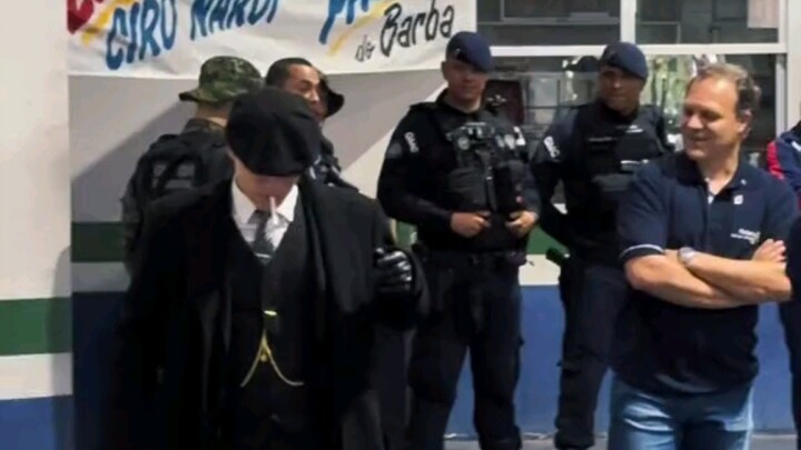 Terkejut banget, tiba-tiba lihat Partai Pisau Cukur!