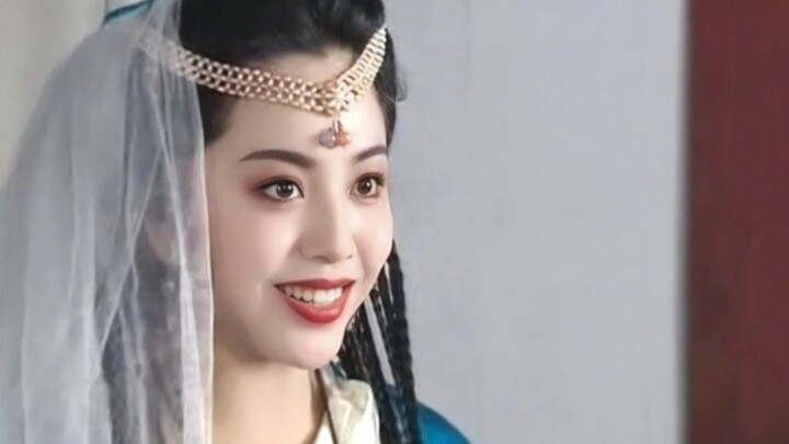 Mèo mập sửng sốt!! Đây là Tịnh Phi ư? Trước kia đáng yêu ngây thơ quá đi mất