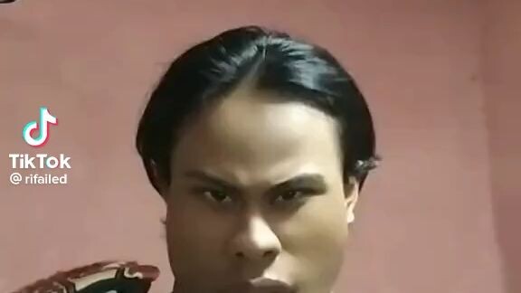 Anak FF marah sama Sigma karena merebut FF.