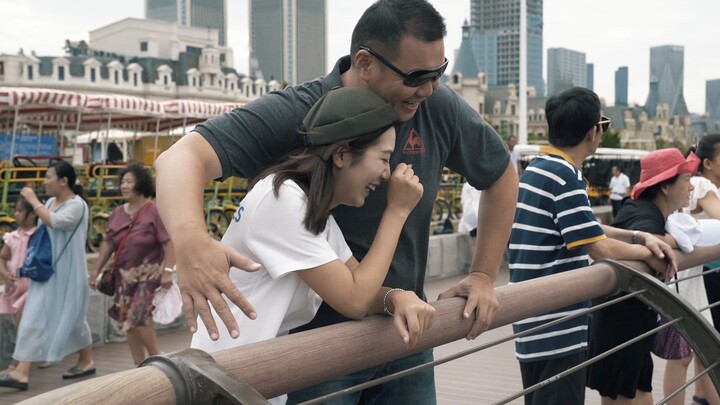 Trải nghiệm nhảy bungee của một anh chàng mập 100 kg là như thế nào? Đã vậy còn có mỹ nữ đồng hành n