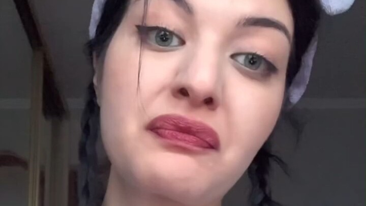 Me after learning how to braid hair from this vlogger:…