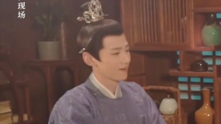 “Everything About Love” behind-the-scenes: The clip of Li Wei calling out “Brother Zheng” is here! W