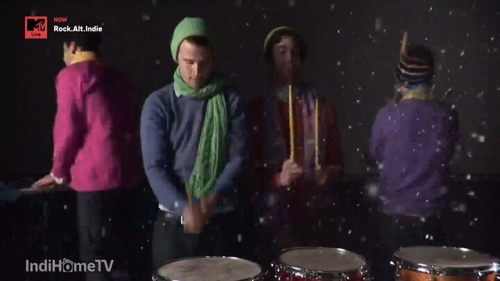 A Punk - Vampire Weekend