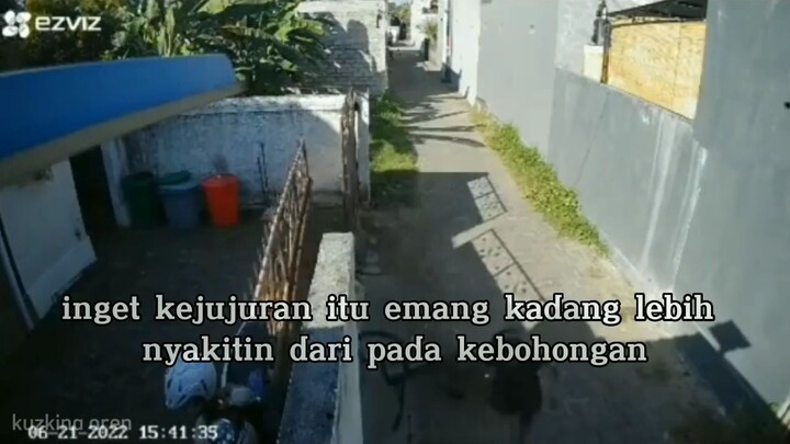 Motivasi dari Distrik Anime (Meme motivasi Absurd)