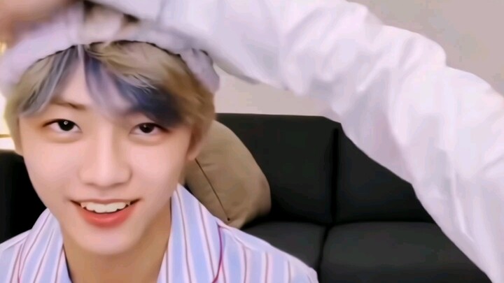 [Roh Je-min] Who hasn’t had bunny face surgery yet?