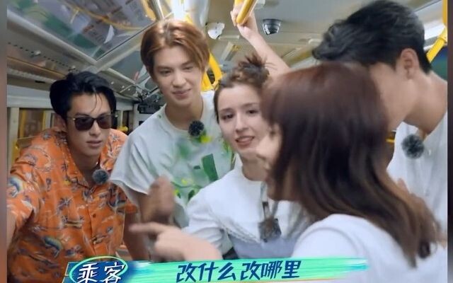 هل تتحول كل الجميلات إلى ممثلات كوميديات في النهاية؟ هاني تشبه تمامًا الصديقة التي تحث على الانفصال،