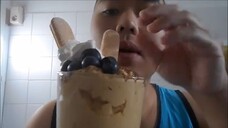 Asmr Eating Sounds - Creme Tiramisu