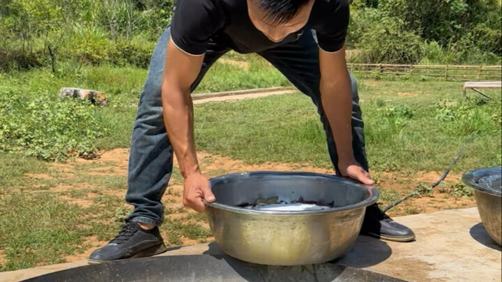 Rustic Big-Pot Dishes from the Countryside