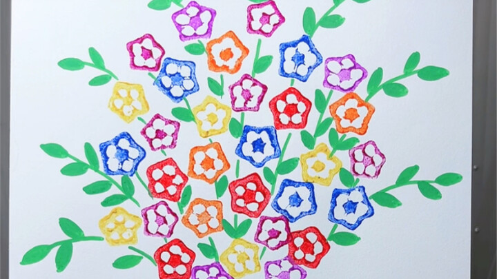 Use okra to create a beautiful flower print and gift it to your favorite teacher as Teacher’s Day ap