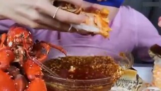What is hidden behind the weird food blogger's distress signal?