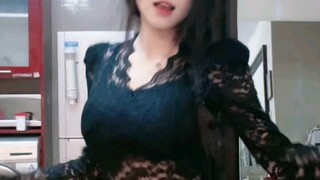 Tik Tok Istri montok berusia 19 tahun 230301 03