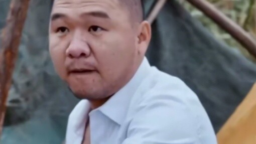 Uncle Mo: "I just robbed him, so what, Chao, the mighty dragon"