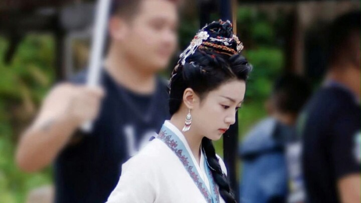 Zhang Yaqin | The latest Reuters of her guest appearance in the new drama "The Flowing Water" is her