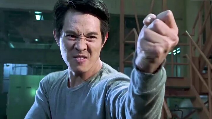 การรวมท่าฟาวล์ทั้งหมดในการชกมวยเข้าด้วยกันจะทำให้คุณได้ปาเกียว!