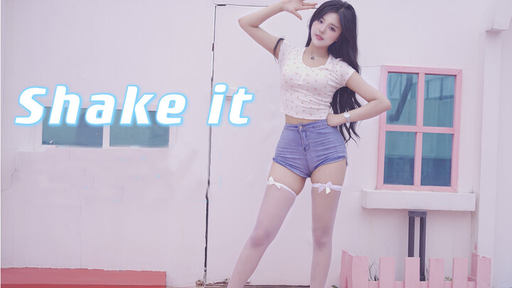 Nhảy cover "Shake It" cực kỳ hấp dẫn và quyến rũ!