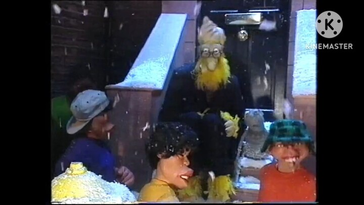Spitting Image - Sesame Street Christmas #1 Spoof