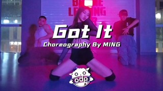 Dance cover "Got It" di kelas Kak Jin HELLODANCE, Beijing. 