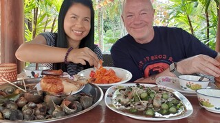 แกงเห็ด ส้มตำต้มหอยนาหิวๆจัดหนักเลย Yummy Soup Mushroom Carrot Salad