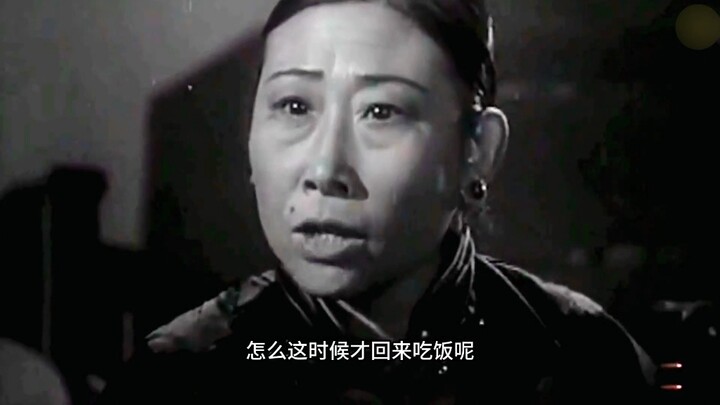 It is said that the actress who played the role of the prostitute who was rescued was less than 30 y