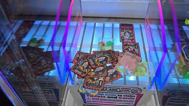 This Toy Story Arcade Game had us SCREAMING for the Bonus!