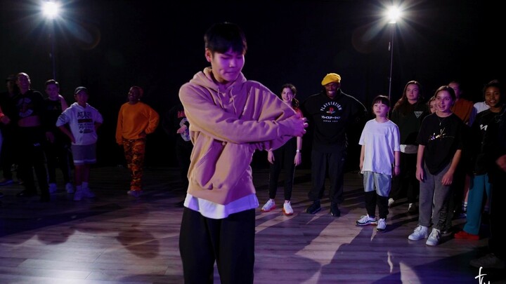 【Sean Lew】Menampilkan Woah oleh Lil Baby | Koreografi oleh Tricia Miranda