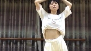 【Thanh Xuân Có Bạn 2｜Play Me Pah】Một bản cover vũ đạo muộn từ một blogger ca hát và nhảy múa