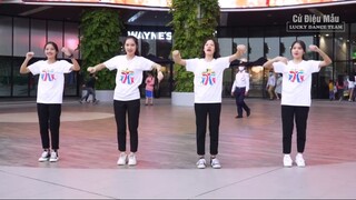 CỬ ĐIỆU MẪU  DING DONG GIÁNG SINH SUM VẦY  DUY UYÊN  LUCKY DANCE