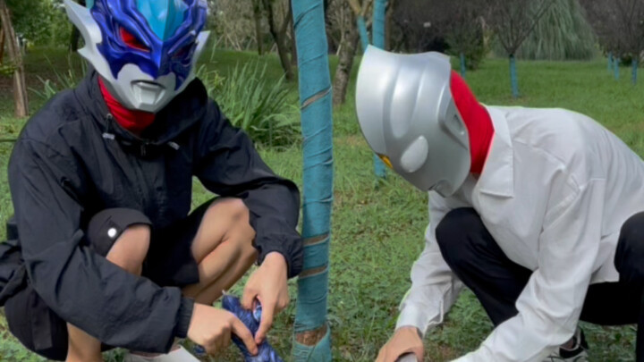 ดิจิกับการขุดหาของสะสมแล้วไปซื้อขนมเผ็ด