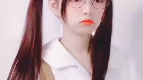 Cosplay {Bayangin aja dulu}