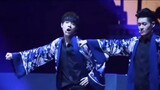 Relive the famous scene of climbing the wall by hundreds of families, the full live version of Xiao 