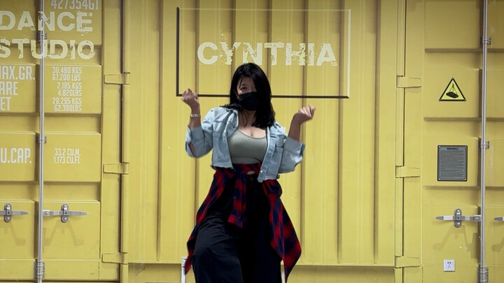 نسخة القيء من السباغيتي! (◐‿◑) خِلتُ الرقصة، متعبة لدرجة لا أطيق التسجيل بعد الآن، فليكن هكذا.