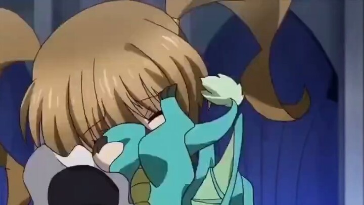 The king finally decided to give the throne to the male protagonist