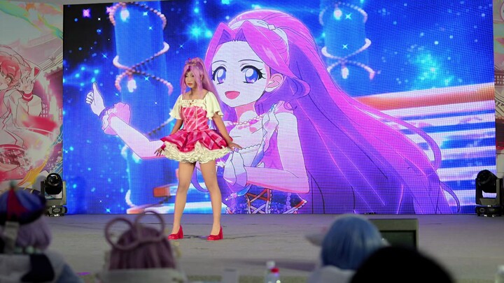 Pameran Komik Guiyang - "Lanjutkan sekarang!" - Video Kompetisi Tari Rumah (Karnaval Permainan Gaya 