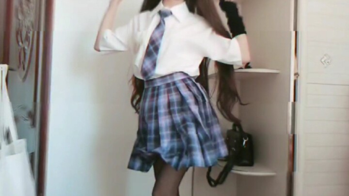 JK Outfit Highlights: It's time to watch some refreshing videos!