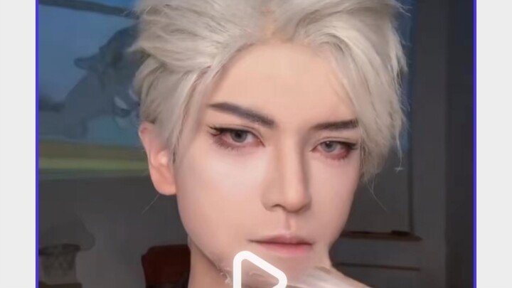 Wow! Magical makeup and disguise! The “handsome guy” you thought he was is actually just an ordinary