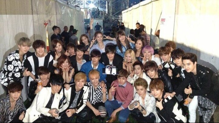 *$MT0wn* W0rld T0ur III in *$e0ul* 2012