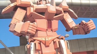 【Answer and Appreciation】There are Gundam statues in small places? !